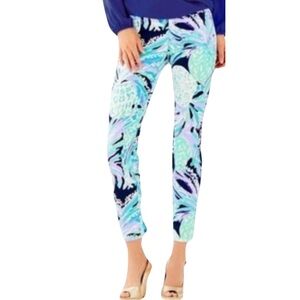 Lilly Pulitzer Kelly Skinny Ankle Pants in Bright Navy A lotta Colada